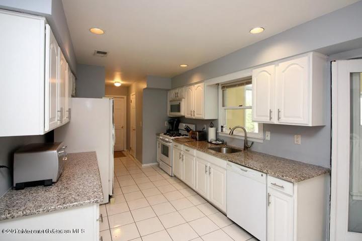 21 Bridge Ct, Jackson, NJ 08527 photo 5