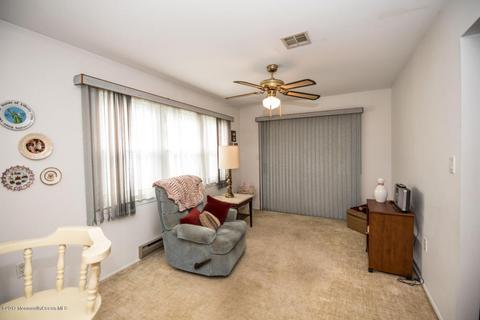19 Thames Pl, Brick, NJ 08723 photo 11