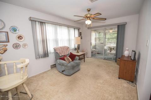 19 Thames Pl, Brick, NJ 08723 photo 13