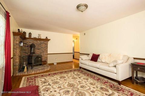18 Mill Rd, Matawan, NJ 07747 photo 6