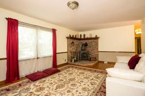 18 Mill Rd, Matawan, NJ 07747 photo 5