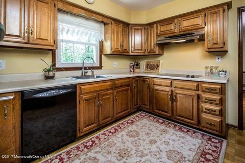18 Mill Rd, Matawan, NJ 07747 photo 13