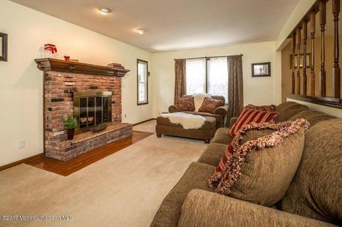 18 Mill Rd, Matawan, NJ 07747 photo 9