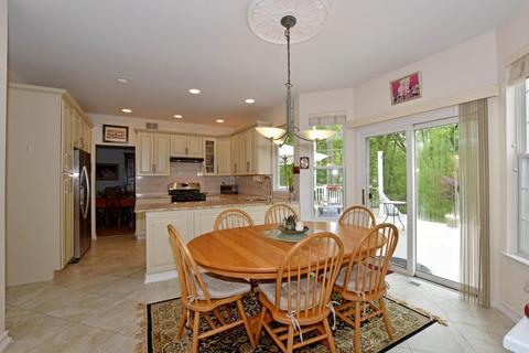 9 Windham Ct, Matawan, NJ 07747 photo 7