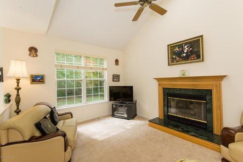 9 Windham Ct, Matawan, NJ 07747 photo 10