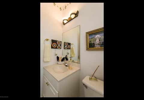 9 Windham Ct, Matawan, NJ 07747 photo 6