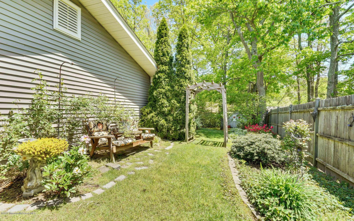 9 Cambridge Dr, Jackson, NJ 08527 photo 36