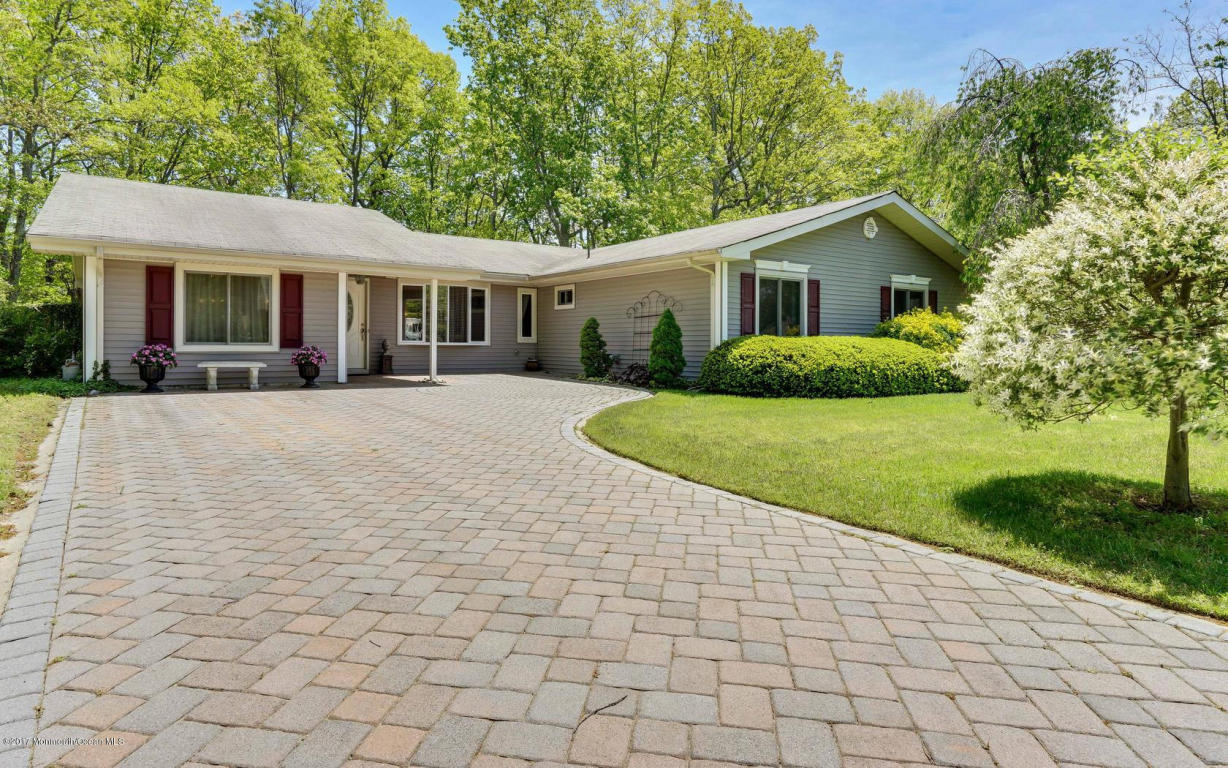 9 Cambridge Dr, Jackson, NJ 08527 photo 1