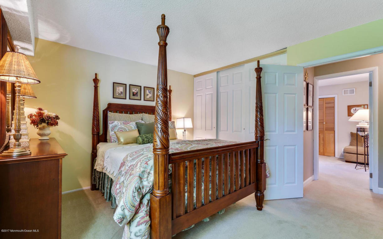 9 Cambridge Dr, Jackson, NJ 08527 photo 24