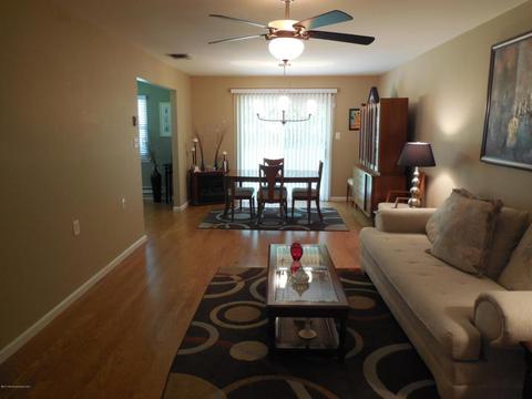26 Phillips Rd, Brick, NJ 08724 photo 2