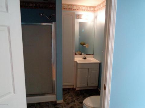 25 Pepperridge Rd, Howell, NJ 07731 photo 28