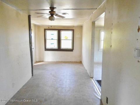 8 Center Ave, Leonardo, NJ 07737 photo 18