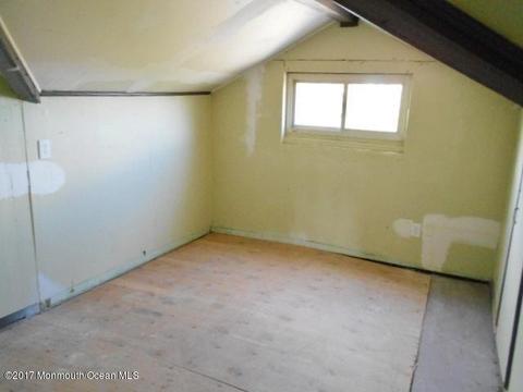 8 Center Ave, Leonardo, NJ 07737 photo 7