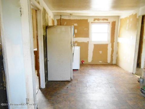 8 Center Ave, Leonardo, NJ 07737 photo 14