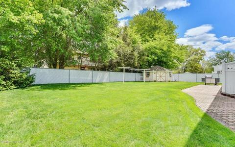 49 Jonathan Dr, Tinton Falls, NJ 07753 photo 23