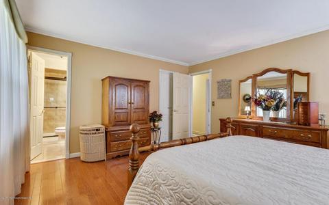 49 Jonathan Dr, Tinton Falls, NJ 07753 photo 15