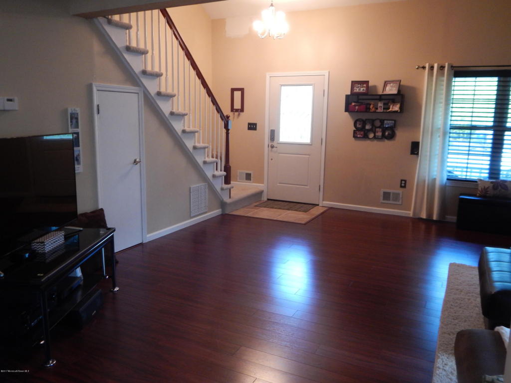 10 Taylor Rd, Brick, NJ 08723 photo 3