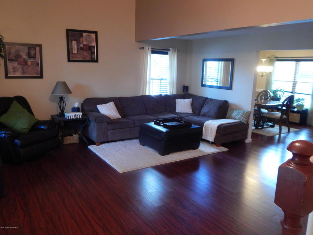 10 Taylor Rd, Brick, NJ 08723 photo 4