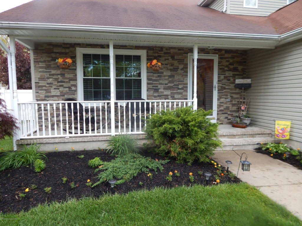 10 Taylor Rd, Brick, NJ 08723 photo 2