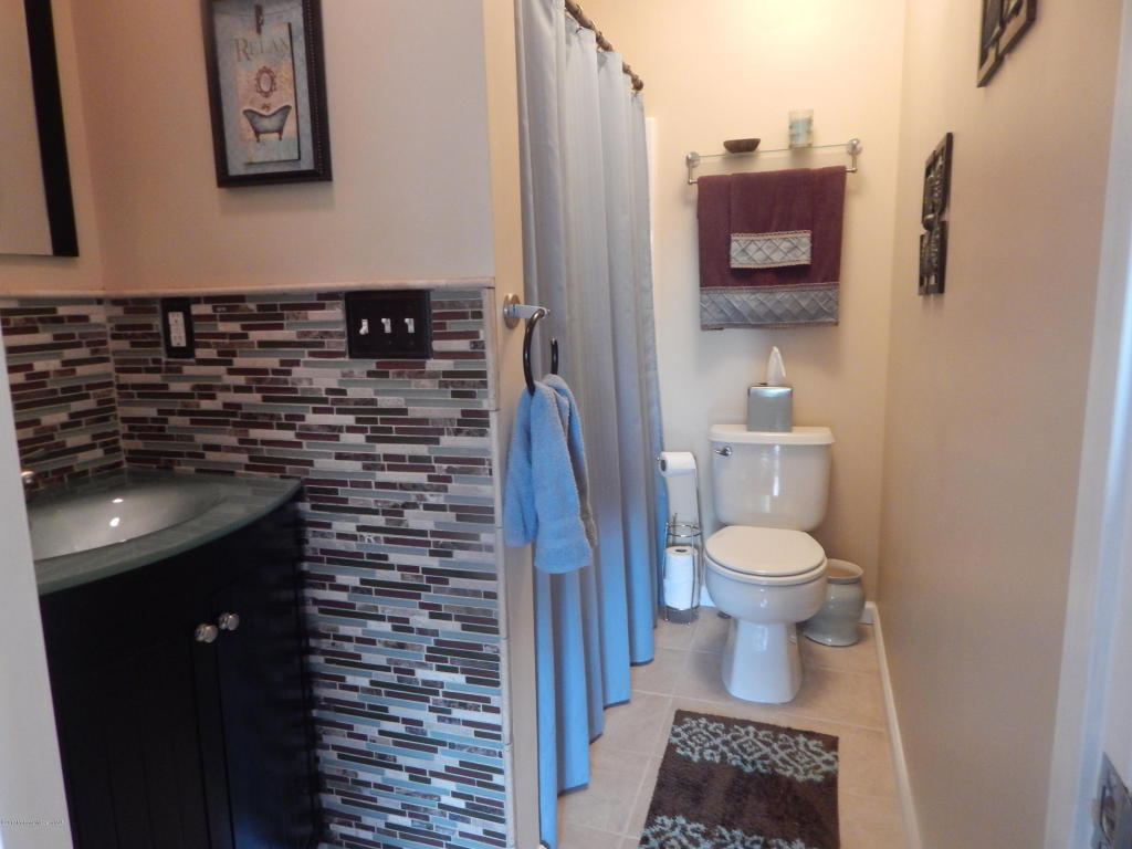 10 Taylor Rd, Brick, NJ 08723 photo 10