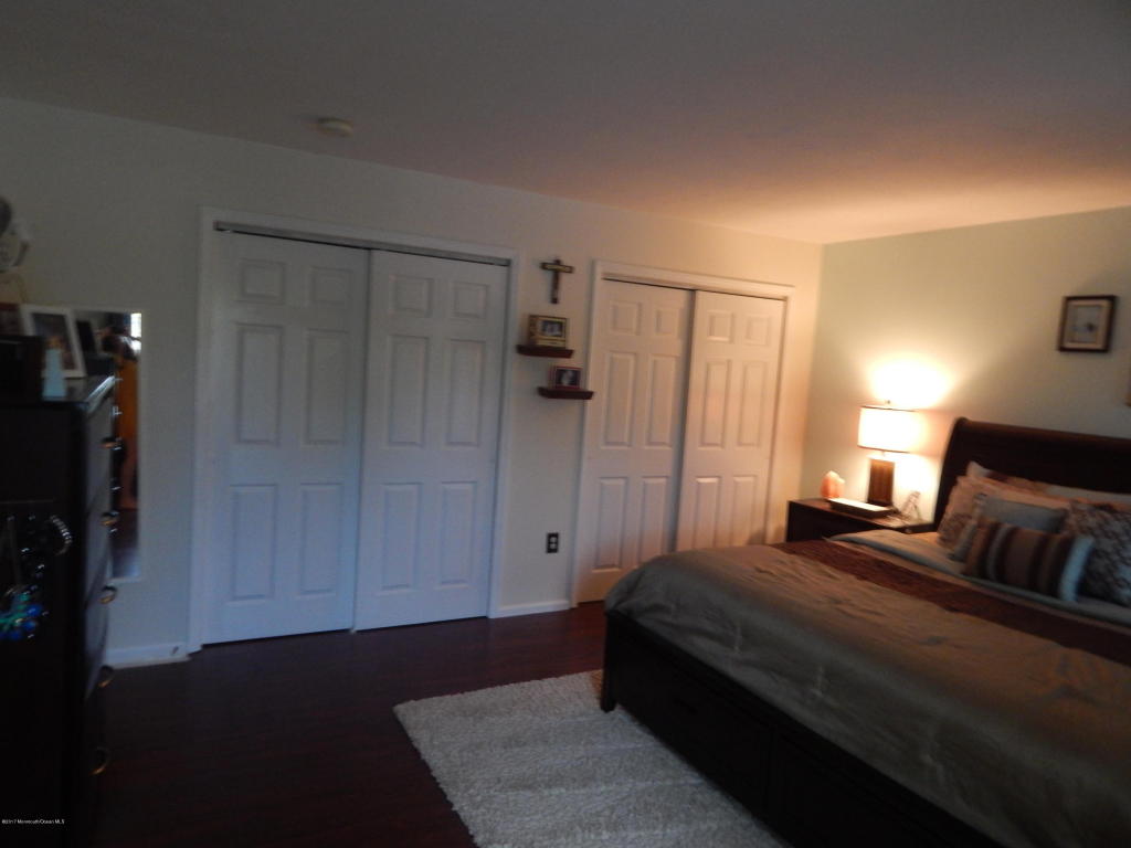 10 Taylor Rd, Brick, NJ 08723 photo 13