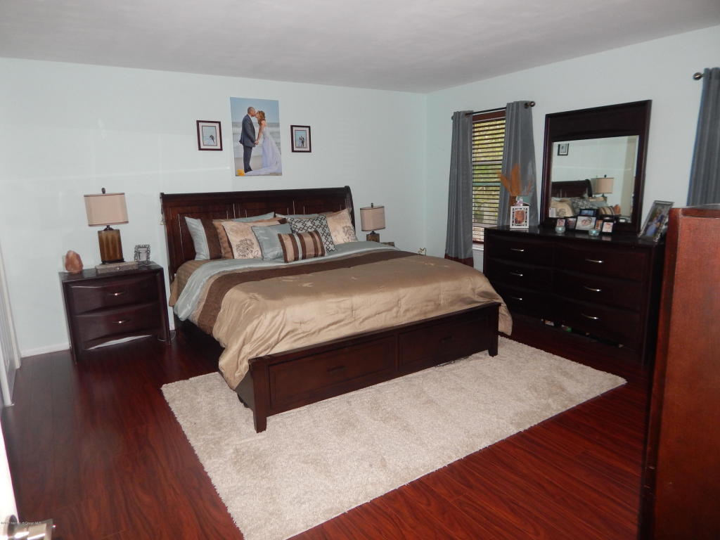 10 Taylor Rd, Brick, NJ 08723 photo 14
