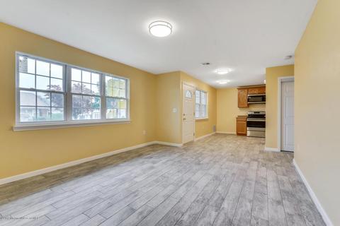 3 Valery Rd, Matawan, NJ 07747 photo 8
