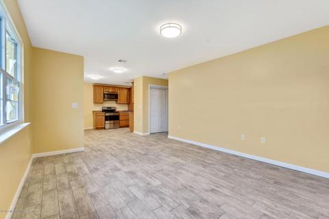 3 Valery Rd, Matawan, NJ 07747 photo 7