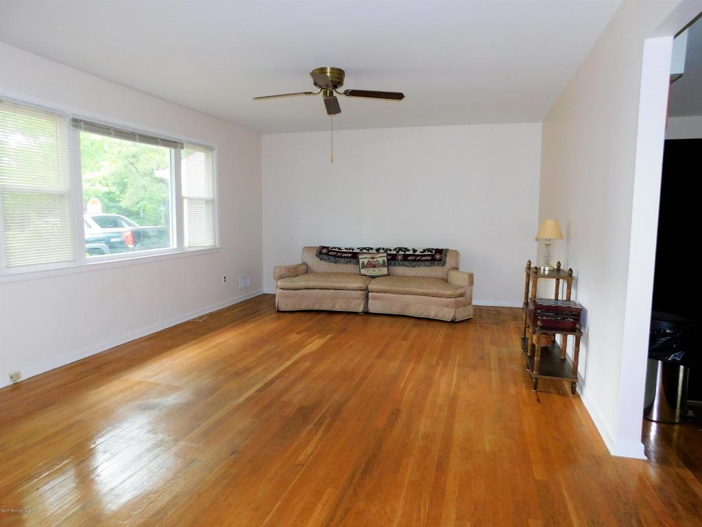 518 Devon St, Forked River, NJ 08731 photo 2