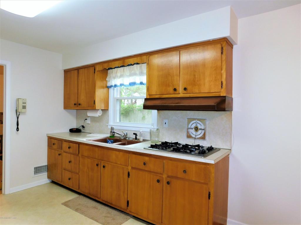 518 Devon St, Forked River, NJ 08731 photo 8
