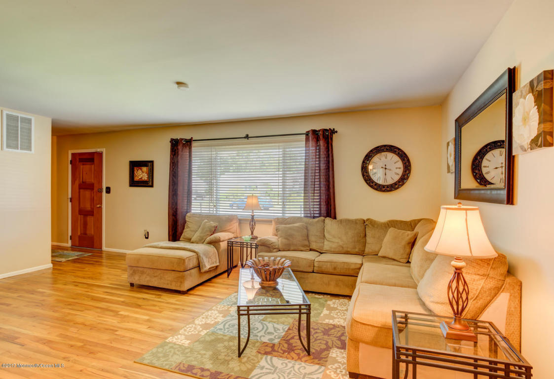 604 Peter Pl, Brick, NJ 08723 photo 9