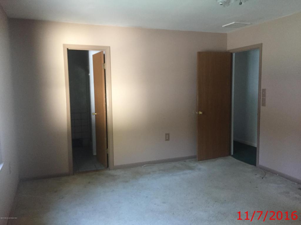 446 7th St, Waretown, NJ 08758 photo 11