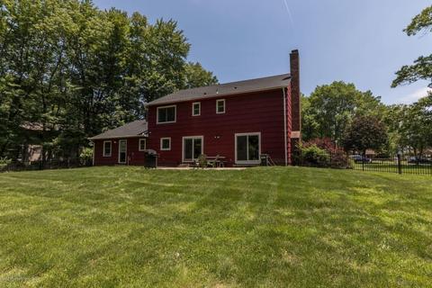 19 Tara Dr, Matawan, NJ 07747 photo 28