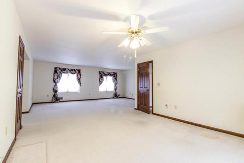 8 Emory Pl, Holmdel, NJ 07733 photo 16