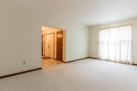 8 Emory Pl, Holmdel, NJ 07733 photo 5