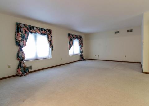 8 Emory Pl, Holmdel, NJ 07733 photo 17