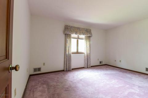 8 Emory Pl, Holmdel, NJ 07733 photo 24
