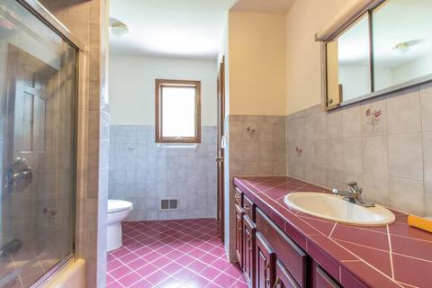 8 Emory Pl, Holmdel, NJ 07733 photo 28