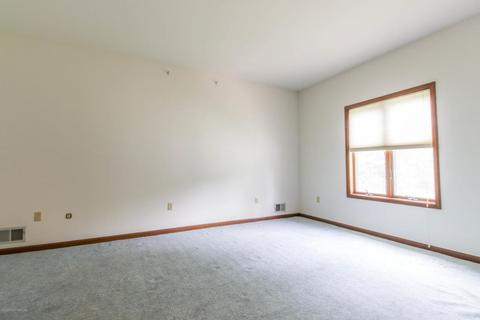 8 Emory Pl, Holmdel, NJ 07733 photo 30