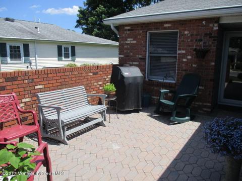9 Thames Pl, Brick, NJ 08723 photo 6