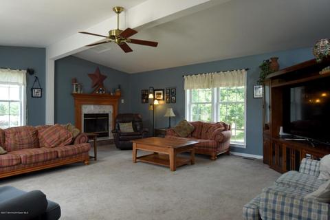 141 Meany Rd, Wrightstown, NJ 08562 photo 2