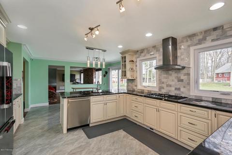 500 Darwin Blvd, Edison, NJ 08820 photo 13