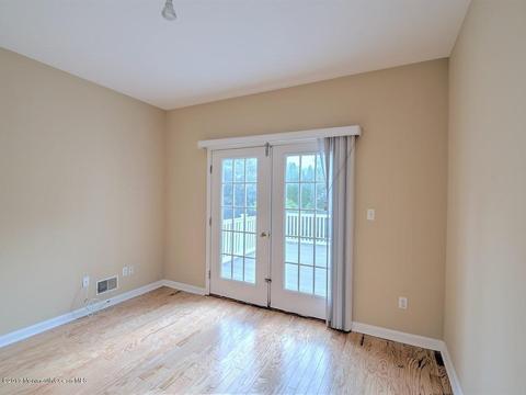 37 Rolling Brook Dr, Edison, NJ 08820 photo 7