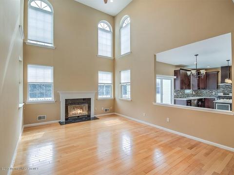 37 Rolling Brook Dr, Edison, NJ 08820 photo 9