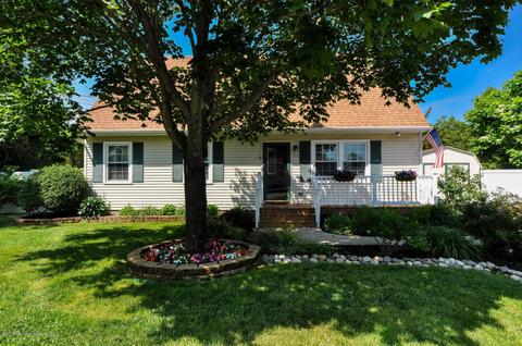 25 Keelson Dr, Waretown, NJ 08758 photo 1