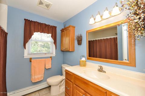 25 Keelson Dr, Waretown, NJ 08758 photo 16