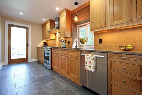 11 Unity Ct, Middletown, NJ 07748 photo 17