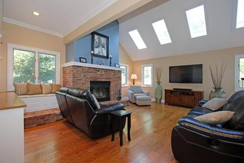 11 Unity Ct, Middletown, NJ 07748 photo 20
