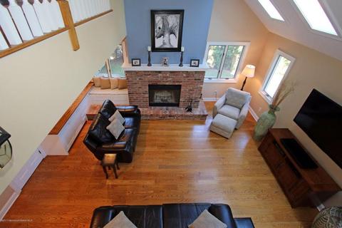11 Unity Ct, Middletown, NJ 07748 photo 24