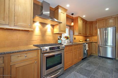 11 Unity Ct, Middletown, NJ 07748 photo 15